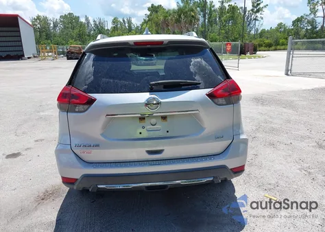 2018 Nissan Rogue Sv z USA, uszkodzony, nr VIN KNMAT2MT1JP603981